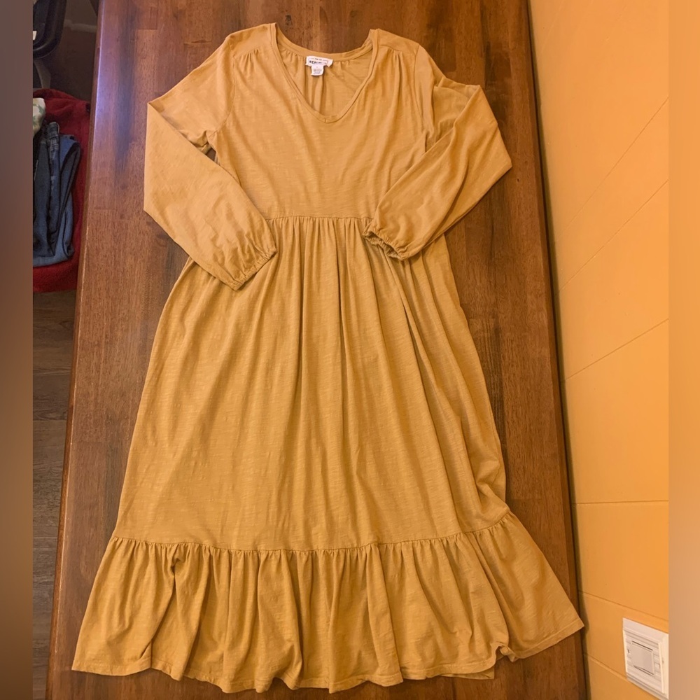 For The Republic maxi dress women’s large golden yellow v-neck Lagenlook…